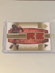 2007 Ultimate Collection Materials Gold #UMWD Warrick Dunn #/50 Falcons - Picture 1 of 2