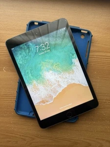 Apple iPad Mini 2nd Generation | WiFi | 32GB | Black | iPad Mini 2nd Gen 1 Owner - Picture 1 of 13
