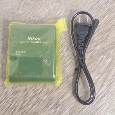 Cargador Nikon MH-25 para batería EN-EL15 EL15a EL15b D7500 D7200 Foto 1 de 3