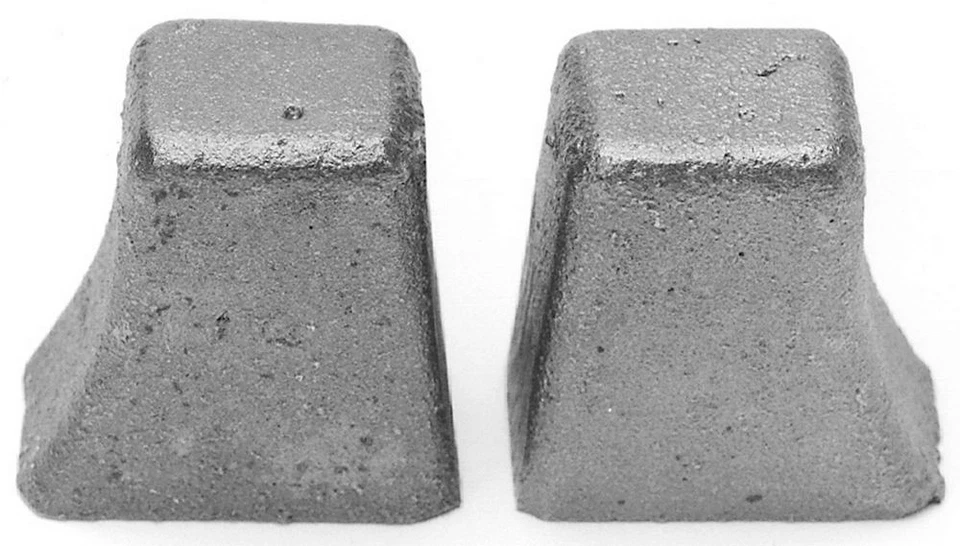 EDELBROCK 2733 - Oldsmobile Exhaust Crossover Heat Riser Plugs (Pair) Foto 1 de 1