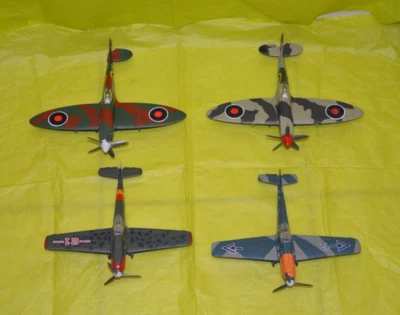 4 MODELLINI AEREI D'EPOCA DA COMBATTIMENTO - HOBBY DAX (descrizione) - Immagine 1 di 4