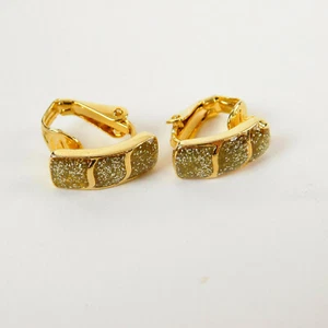 Gold Tone 1/2" 3 Rhinestones Pave Designed Clip On Earrings - Picture 1 of 5