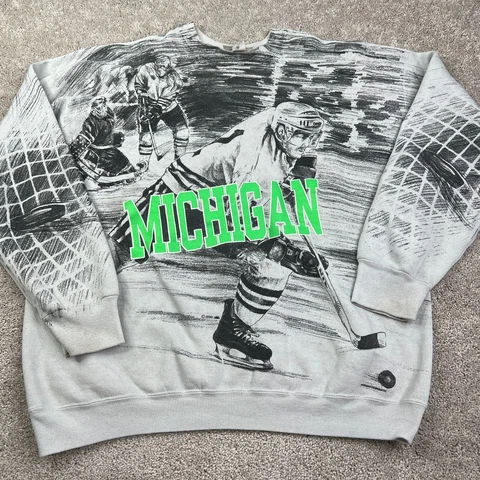 VINTAGE Michigan Wolverines Sweatshirt Mens XL Gray Crewneck All Over Print 90s Cover