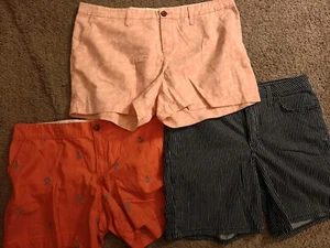 Lot Of Three Chino Shorts Women's Size 12 Lee Old Navy Tropical Summer EUC - Picture 1 of 6