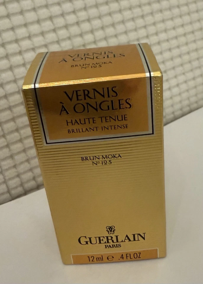 Esmalte de uñas Guerlain de larga duración de alto brillo Brun Moka N 125 - 12 ml Foto 1 de 4