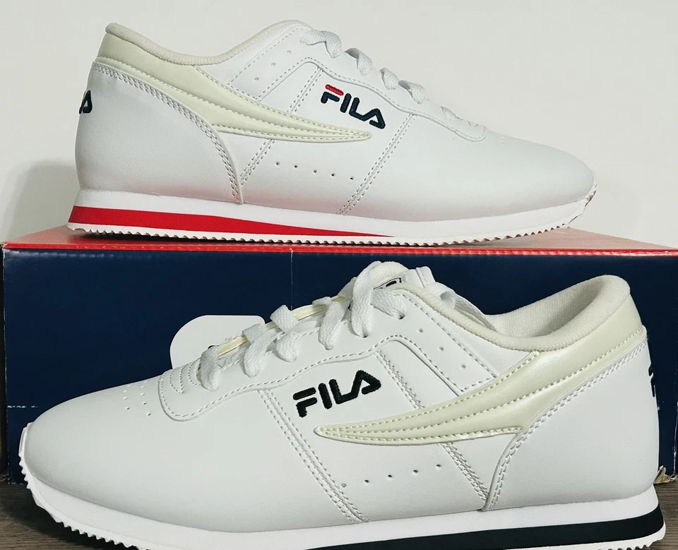 - FILA Women’s Size 8 White T Shoes SNEAKERS Sportswear Walking Tennis