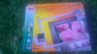3M PF 500XL 16 inc to 19 inch Privacy Filter Anti-Glare Box Missing UPC - Image 1 of 4