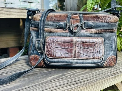 Bolsa de ombro Brighton couro preto marrom coleção Gator E199425 - Imagem 1 de 4