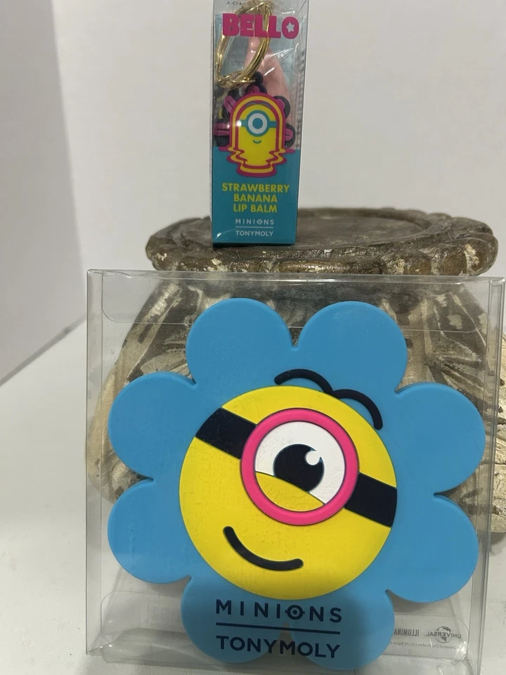 TONYMOLY MINIONS Fresa Plátano Bálsamo Labial Llavero y Espejo Edición Limitada CONJUNTO Foto 1 de 3