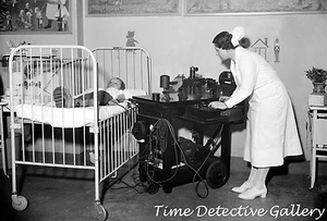 Krankenschwester nimmt Jungen EKG, Kinderkrankenhaus, Wash DC 1937 - historischer Fotodruck - Bild 1 von 1
