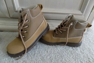 SKECHERS BOOTS YOUTH SIZE 2   - Picture 1 of 3