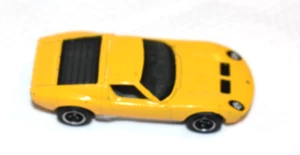 Matchbox 2010 Yellow Lamborghini Miura P400S 1968 Made in Thailand 1:60 scale - Picture 1 of 7