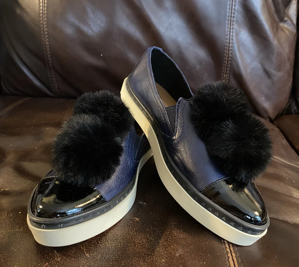 Zapatos mocasines clásicos Andre Assous charol negro 6 Foto 1 de 4