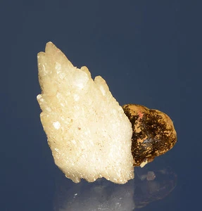 Colección Melanson TN Calcita sobre Goethite Wawa, Ontario, Canadá 1212-3780 - Imagen 1 de 3