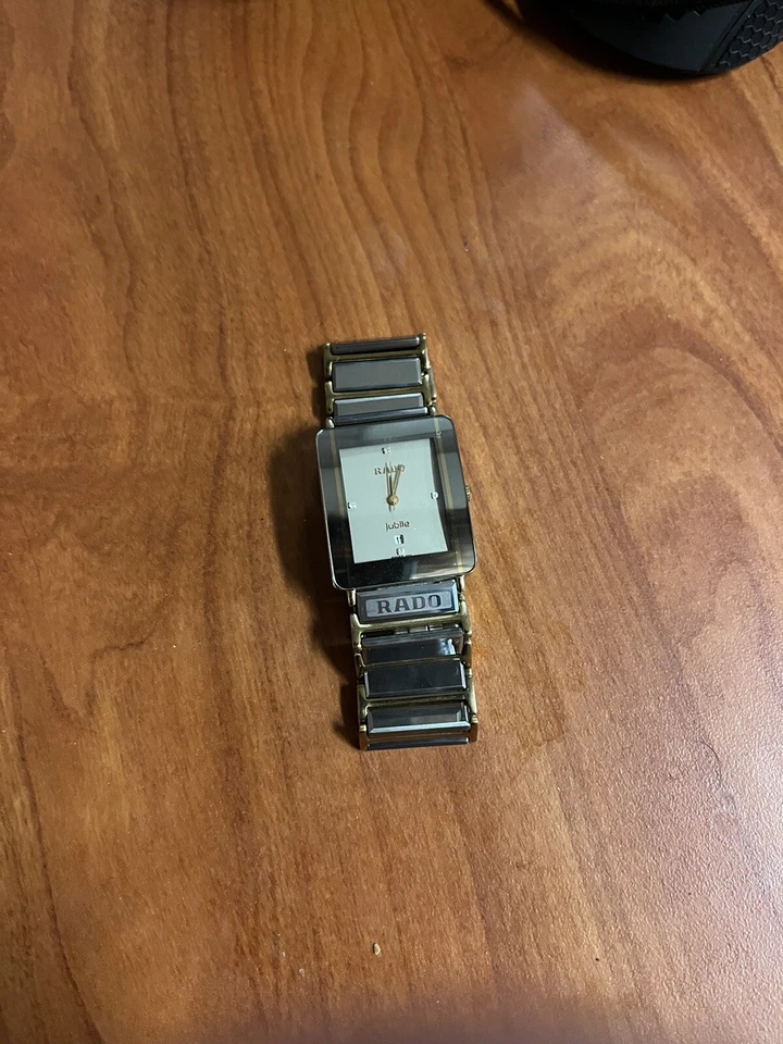 RADO 男式手表 JUBILE 120.0281.3 高科技陶瓷水封瑞士制造 — 第 1/1 张图片