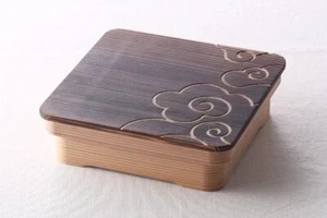 5.9 inch Shokado bento box, cloud pattern, Hakoya Tsuneyoshi Black - Picture 1 of 3
