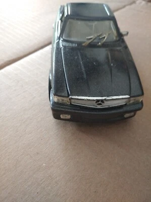 Modellino Mercedes 500 SL AMG in Ferro scala 1: 24 Nero Metallizzato   - Immagine 1 di 4