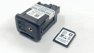 2021 CHEVROLET CAMARO ZL1 CENTER CONSOLE USB PORT W/ NAVIGATION SD CARD OEM - Image 1 of 4