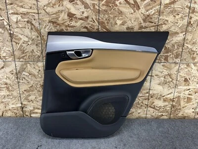 VOLVO XC90 2016-2025 PANEL MOLDURA PUERTA LADO PASAJERO TRASERO DERECHO BEIGE OEM V38 Foto 1 de 4