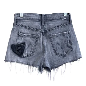 Pantalones Cortos MOTHER Jeans The Tomcat Kick Fray en Sombras en la Hierba Talla 24 - Imagen 1 de 10