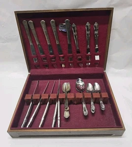 VTG Shine Brite Silverware Chest  WM Rogers Oneida Spoons Fork Knives Pre-Owned - Picture 1 of 5