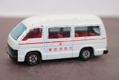 Ambulancia Tomica Tomy Toyota Hiace de colección 1:66 Japón No. 3 LQQK Foto 1 de 4