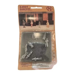 Ho Scale Gandy Dancers Carded NOS Standing Townspeople - Picture 1 of 4