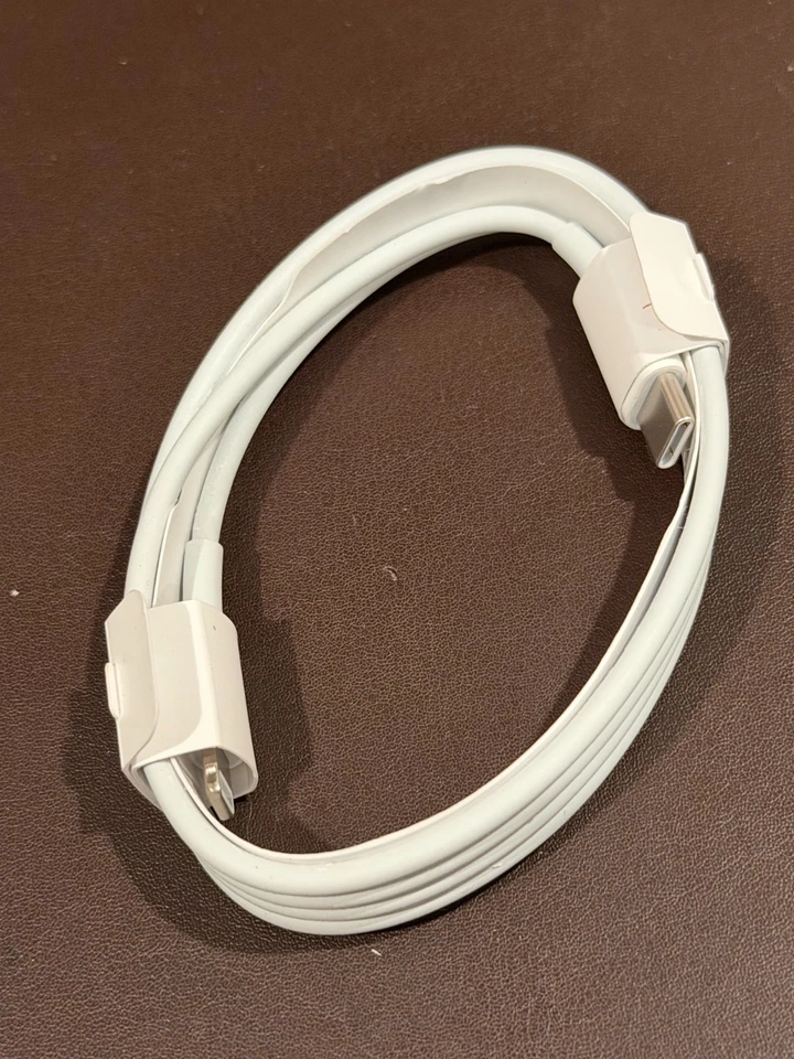Cable Apple MQGJ2AM/A 1m USB-C a Lightning - Blanco Foto 1 de 1