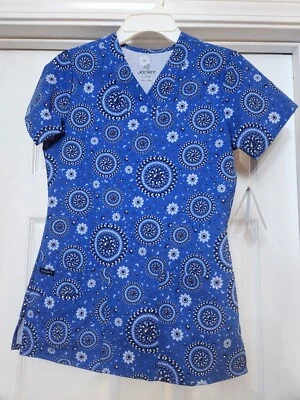 Jockey 女式磨砂上衣 XX 蓝色短袖印花两个口袋,经典合身乐趣 — 第 1/4 张图片