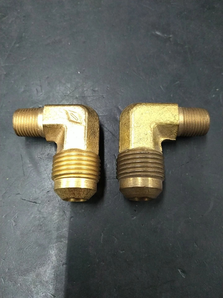 (2) 349-06-02 Brass 90° Elbow Male 3/8 SAE 45° to Male 1/8 NPT - Image 1 of 1