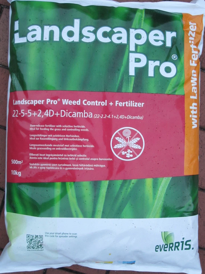 Landscaper pro Weed & Control Rasendünger mit Unkrautvernichter 2*10 Kilo 1000m² - Bild 1 von 1