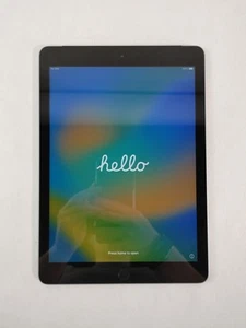 Apple iPad 5th Gen A1823 32 GB iOS 16.7.11 Space Gray Tablet - Picture 1 of 6