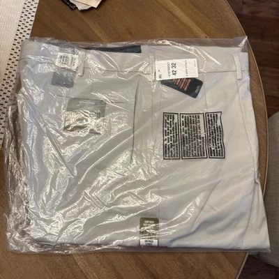 Dockers Comfort Khaki Pleated Relaxed Fit Beige SIZES NWT - Image 1 of 2