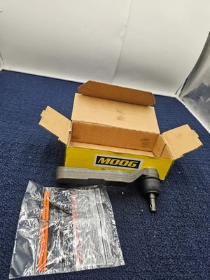 Moog ES800430 Steering Tie Rod End Fits 2010 Chrysler 300 Dodge Charger - Image 1 of 4