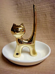PRETTY Porcelain KITTY RING HOLDER - Gold Metallic Cat on White Dish - Picture 1 of 6