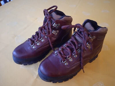 CHAUSSURES Timberland Brun foncé très peu portées 37/38 Montagne Superbes !! - Photo 1/4