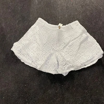 ANTHROPOLOGIE Skirty Shorts Women's Size S White - Imagem 1 de 4