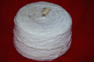 Large Cone Polypro Ethylene Chenille Off White Nubby Texture Yarn Free Ship - Picture 1 of 2