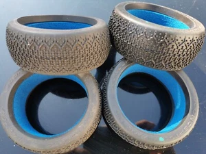 Jconcept 3D's green tyre plus insert set for 1/8 buggy new - Picture 1 of 1