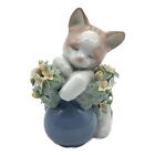 Lladro 6567 "Sleepy Kitten" Cat With Flowers Glossy Figurine