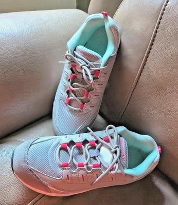 New Easy Spirit Women's 10 M Green Orange SEROMY25 Leather Sneaker Shoe Walk Run - Image 1 of 4