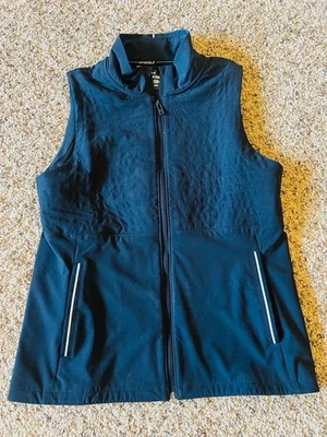 Under Armour Golf Vest Womens Sm  Full Zip MSRP $100 Barley Use - Image 1 of 4
