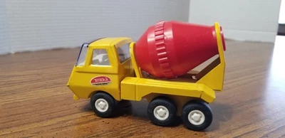 Vintage 1968 Tiny Tonka Cement Mixer No. 575 Very Clean Nice - Image 1 of 4