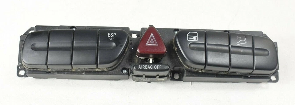 Mercedes Benz C230 2002 cupé 2,3 supercargador tablero central panel de interruptor de peligro  Foto 1 de 4