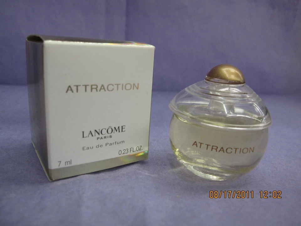 Attraction by LANCOME 0,23 FL oz/7 ml eau de parfum salpicaduras/verter en caja Foto 1 de 1