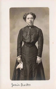 Pañuelo vestido retrato mujer 1904-1918 "Josie Barton" vintage RPPC - Imagen 1 de 2