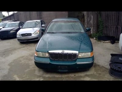 Windshield Wiper Motor Fits 95-02 CROWN VICTORIA 1095284 - Image 1 of 4