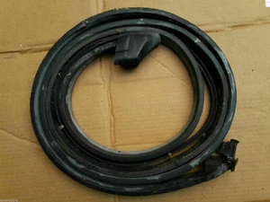 VW GOLF MK1 CABRIO SPORTLINE LEFT PASSENGER FRONT DOOR SURROUND RUBBER SEAL 15 - Bild 1 von 9