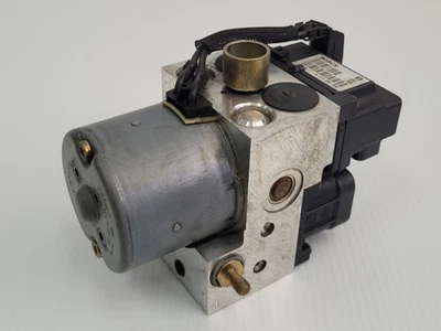 Holden Commodore VY ABS Module Pump 92093867 0273004588 02 - 04 - image 1 of 4