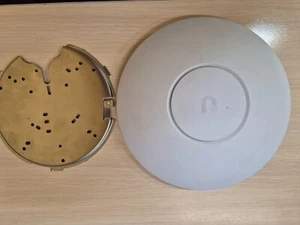 Ubiquiti UAP-AC-HD UniFi Dual Band Wireless Access Point UniFi Ac Hd 802.11ac - Photo 1/2
